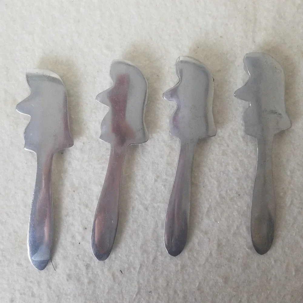 Bunny Rabbit Butter Spreaders Cheese Knives Easter Spring Set of‎ 4 Silver Tone